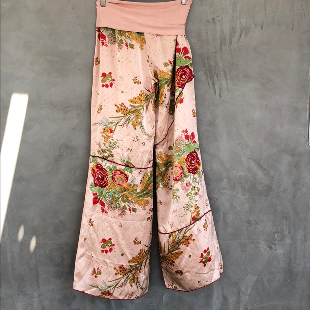 Brand new gorgeous pants made in Brazil